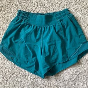 *RARE* Lululemon Hotty Hot Shorts